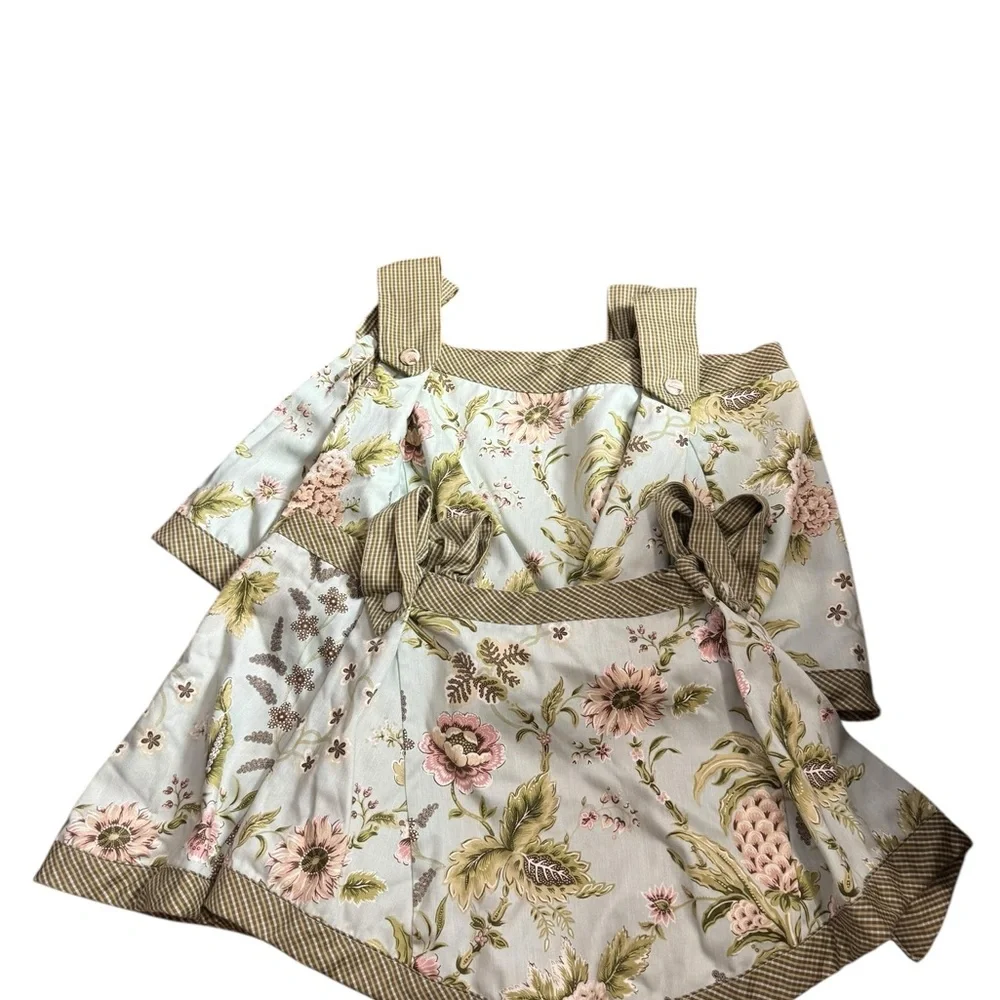 WAVERLY WILLIAMSBURG TAP TOP VALANCE WITH COVERED BUTTONS~GREEN FLORAL set of 2